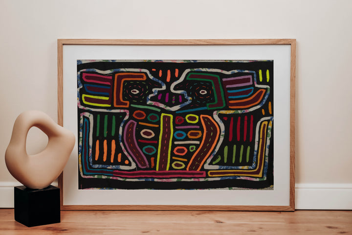 Traditional Multi-Color Debate Mola
