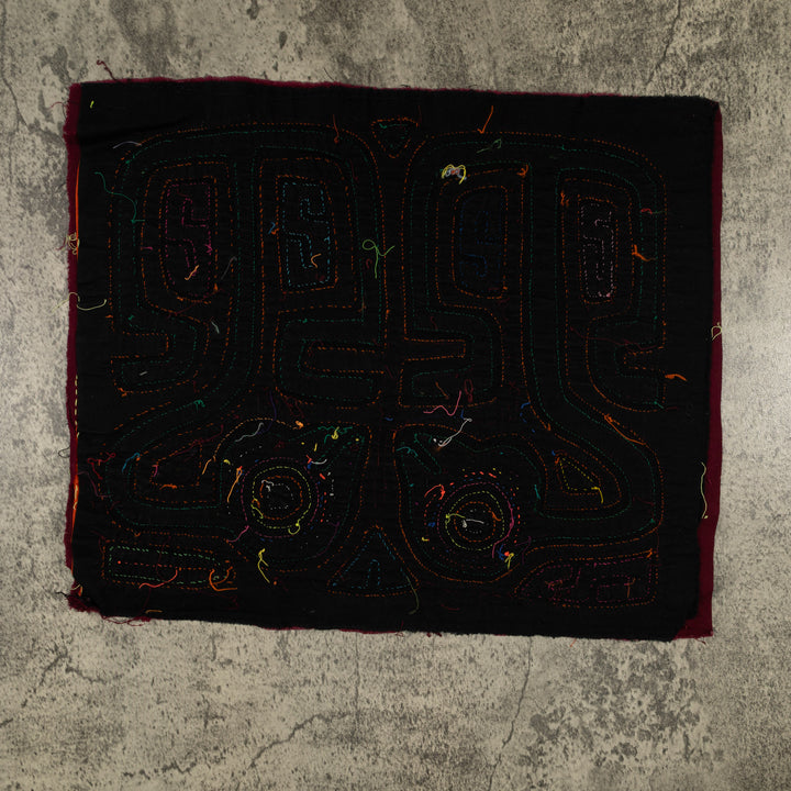 Traditional Burgundy and Green Talking Head Mola