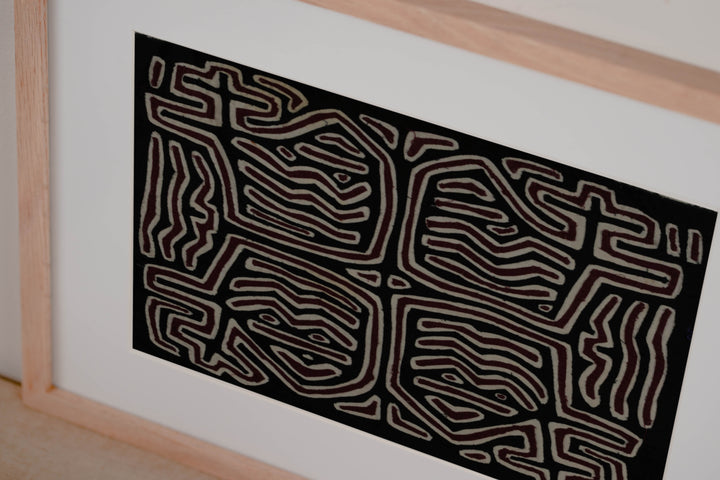 Black White And Maroon Classic Design Mola