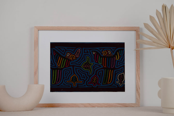 Traditional Burgundy And Blue Dueling Parrot Bird Mola