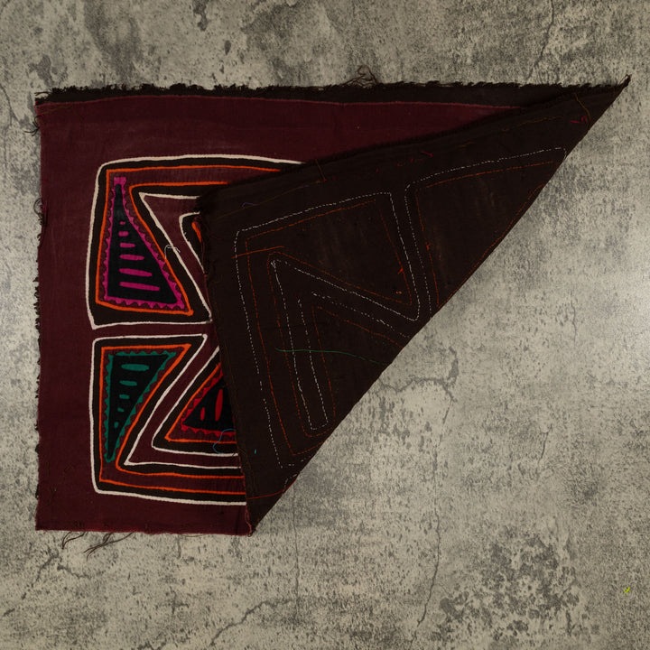 Traditional Burgundy Black And White Classic Mola