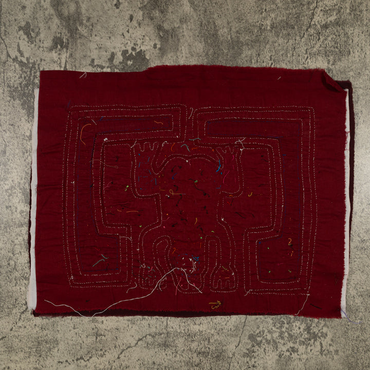 Traditional Burgundy Red And White Leaping Lizard Mola