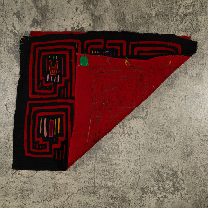 Traditional Black And Red Classic Design Mola