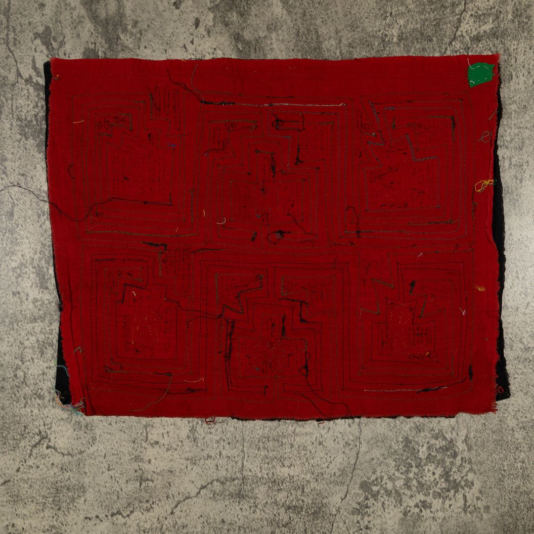 Traditional Black And Red Classic Design Mola