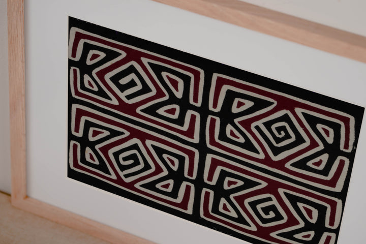 Traditional Burgundy Black And White Classic Design Mola