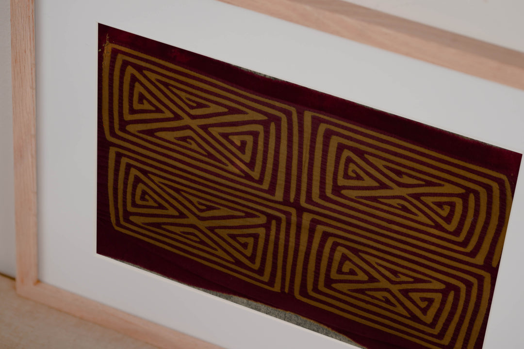 Vintage Burgundy And Brown Classic Design Mola