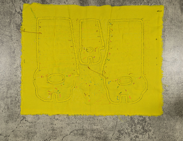 Traditional Black And Yellow Carpenter Wood Saw Mola