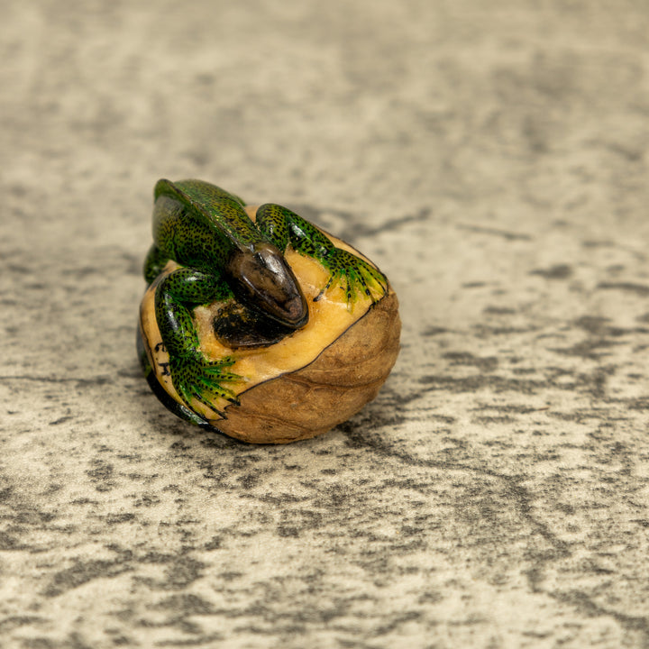 Green Iguana Lizard Tagua Nut Carving