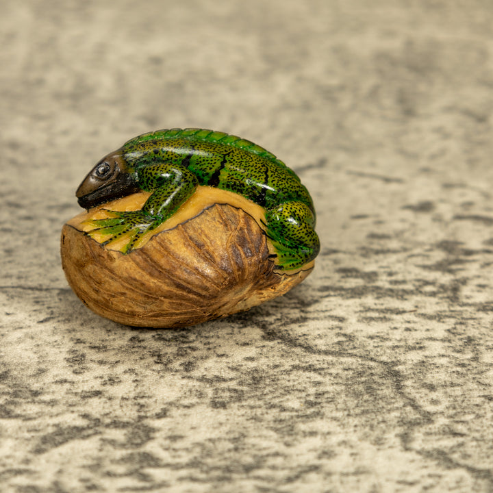 Green Iguana Lizard Tagua Nut Carving