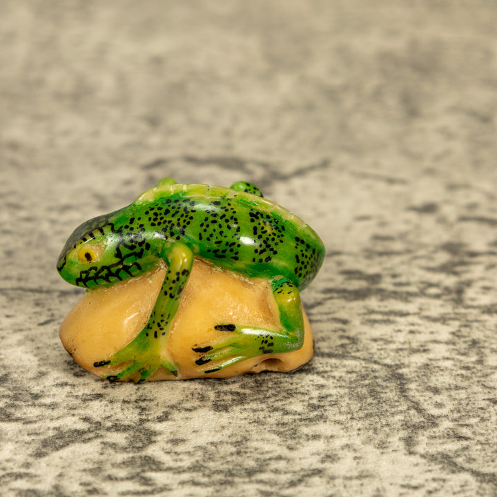 Green Iguana Lizard Tagua Nut Carving