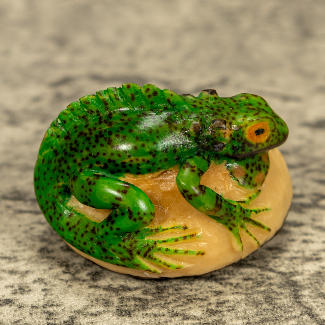 Green Iguana Lizard Tagua Nut Carving