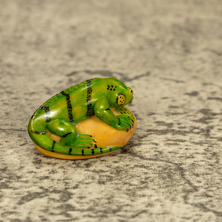 Green Iguana Lizard Tagua Nut Carving
