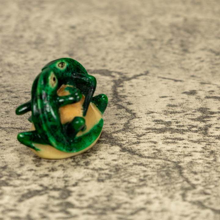 2 Green Iguana Lizard Tagua Nut Carving