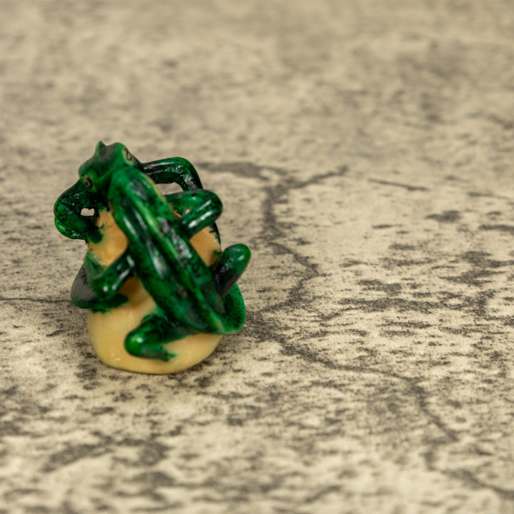 2 Green Iguana Lizard Tagua Nut Carving