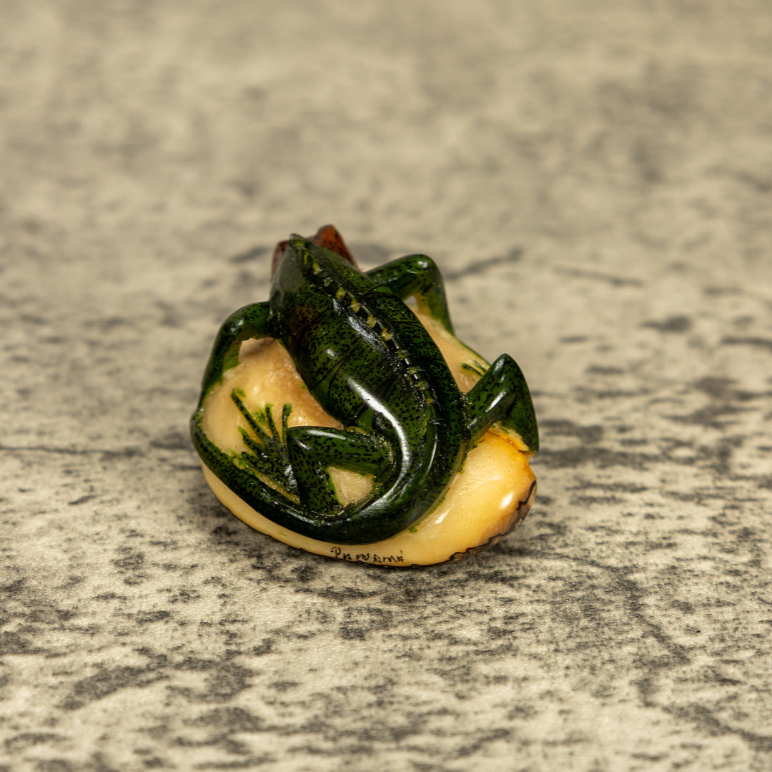 Green Iguana Lizard Tagua Nut Carving