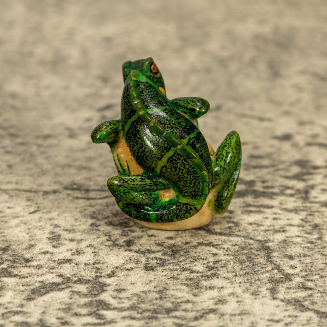 Green Iguana Lizard Tagua Nut Carving