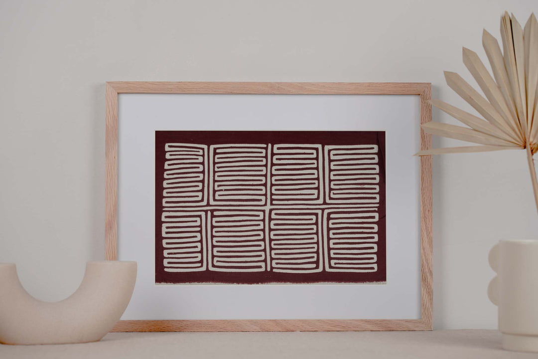 White And Burgundy Washboard Mola