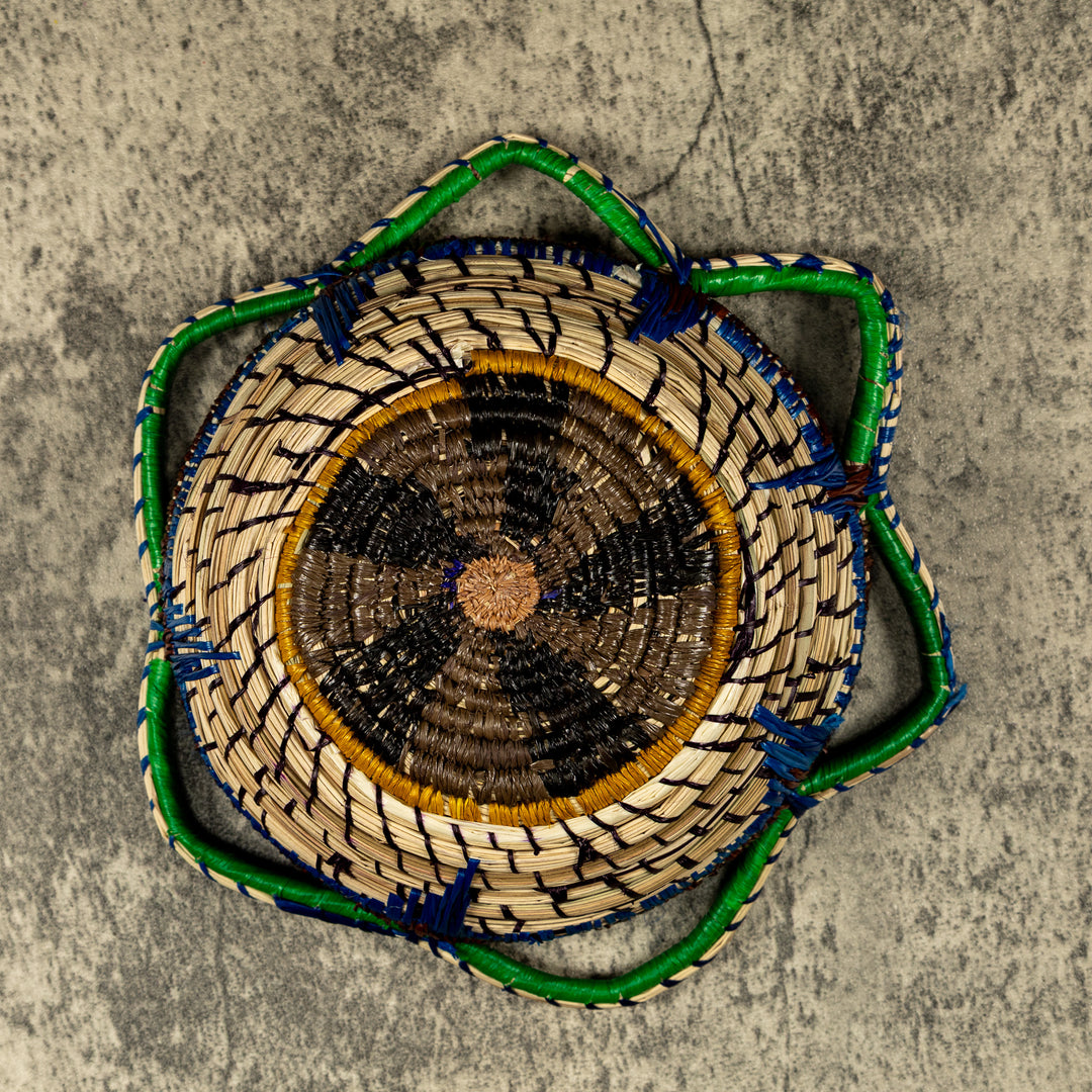 New Design Classic Hand Woven Plate Basket