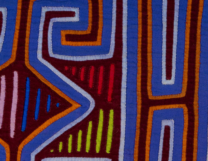 Maroon And Blue Funny Face Opitical Illusion Mola