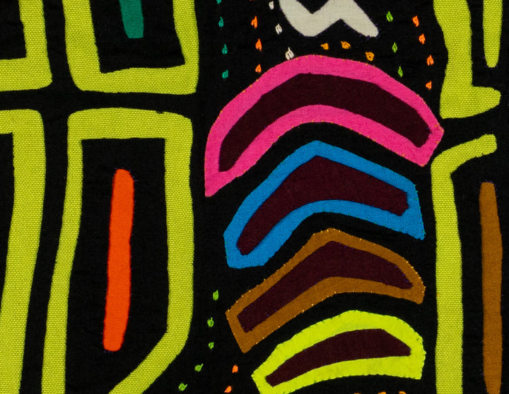 Jungle Cyclop Square Dance Mola