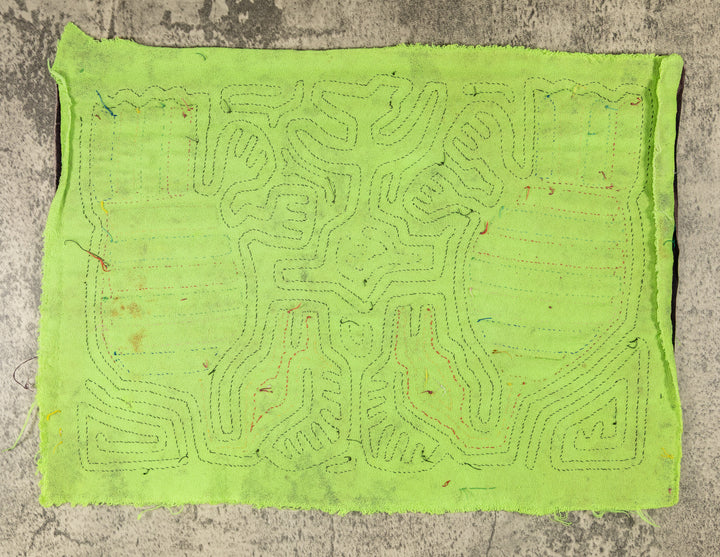 Black And Green Territorial Battle Mola