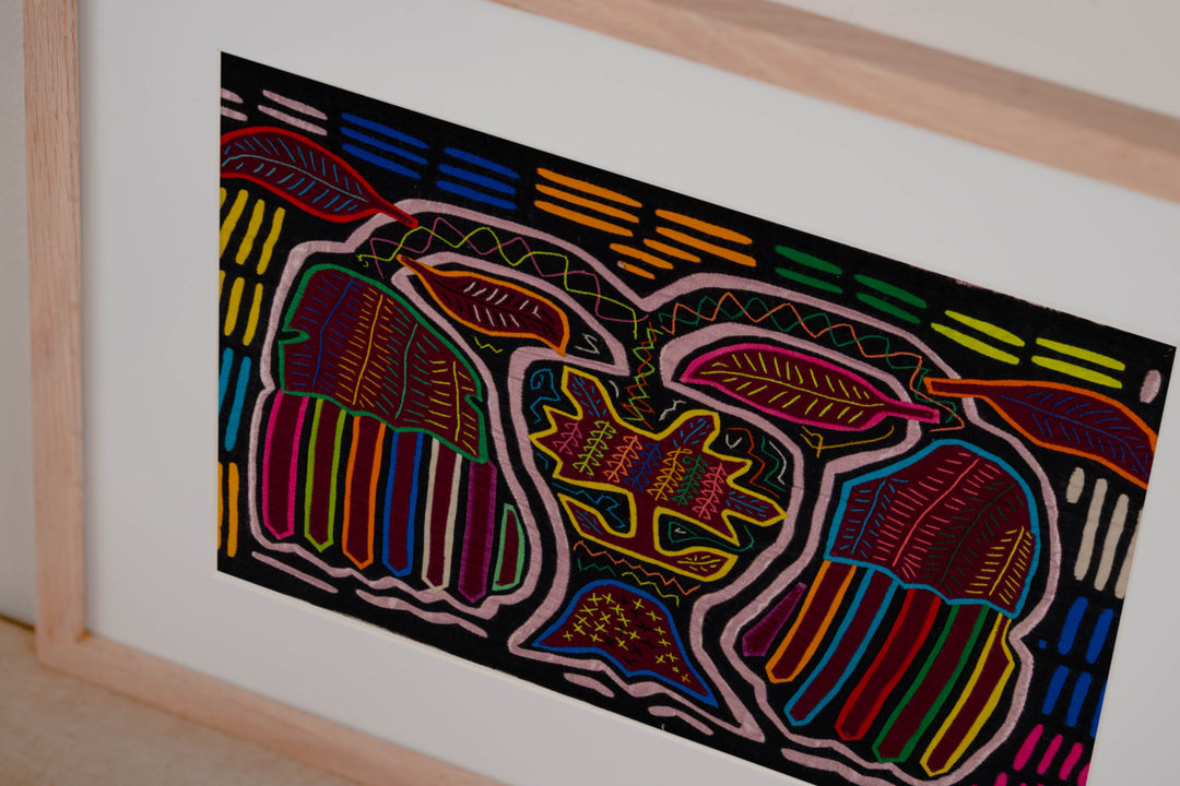 Multicolor Optical Illusion Puppy Dog Mola