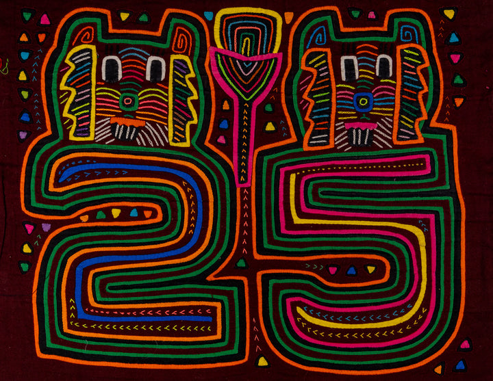 Kitty Cat And The Year 1925 Mola