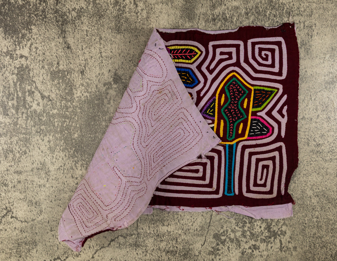Burgundy And White Madison Avenue Traffic Light Mola