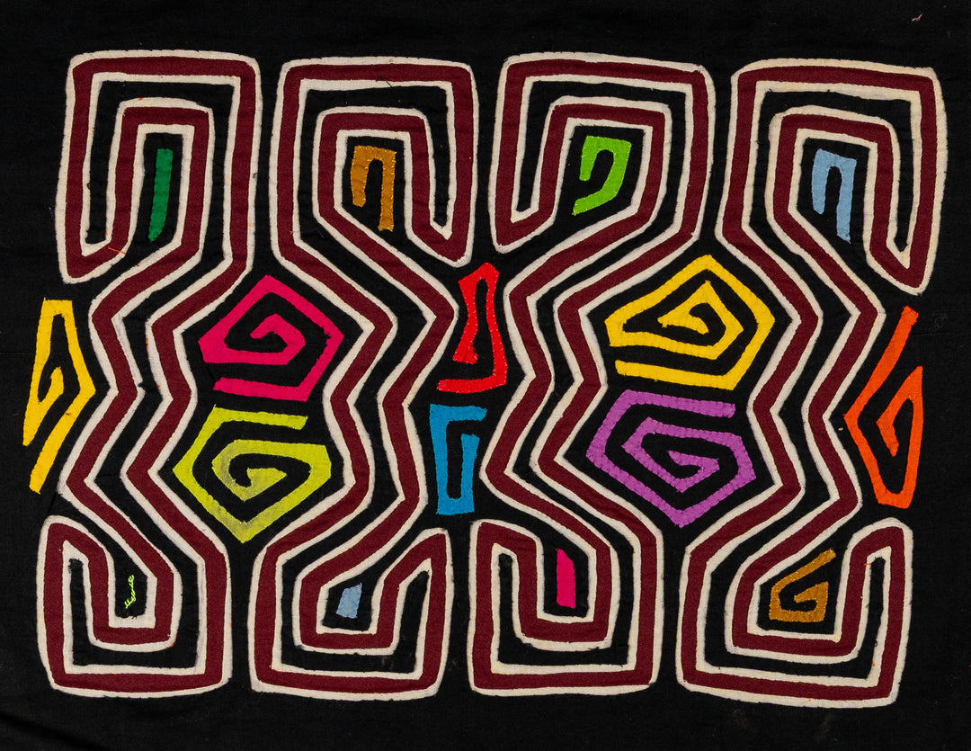 Multicolor Puppy Dog Optical Illusion Mola