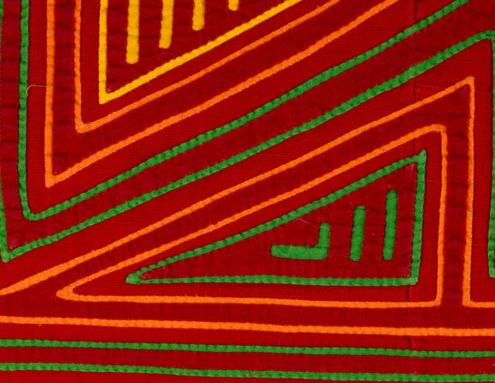 Large Red Classic Design Mola
