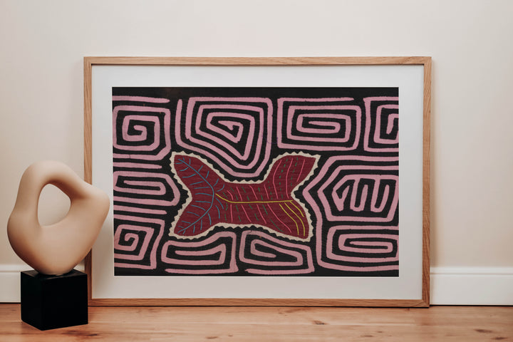 Black And Pink Tempting Dog Bone Mola