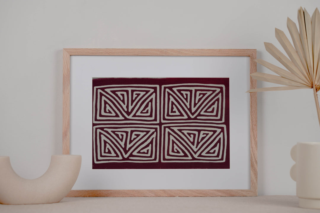 Maroon And White Classic Design Mola