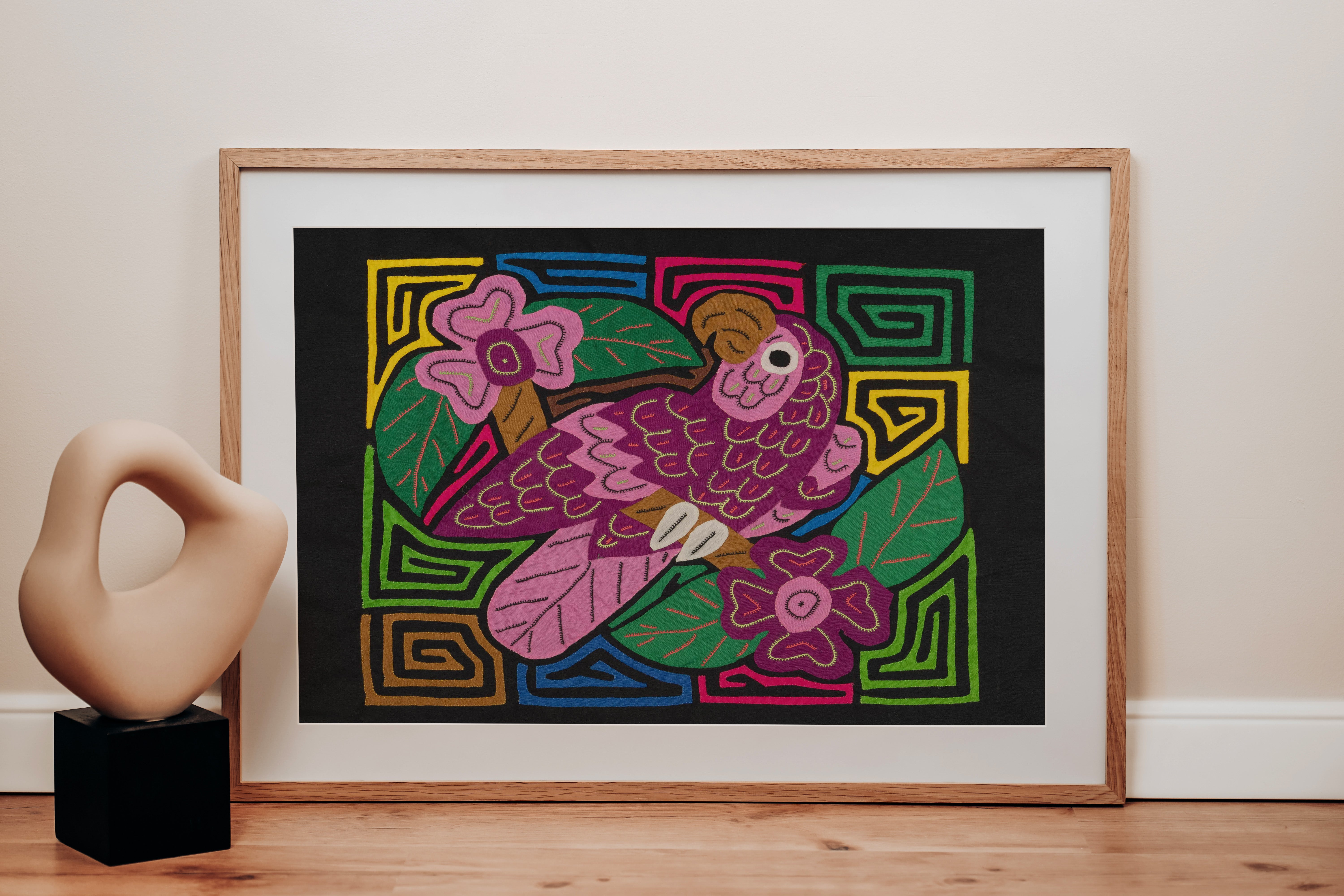 Magenta Parrot Mola, Hand Stitched Panama Bird Panel – TraderBrock