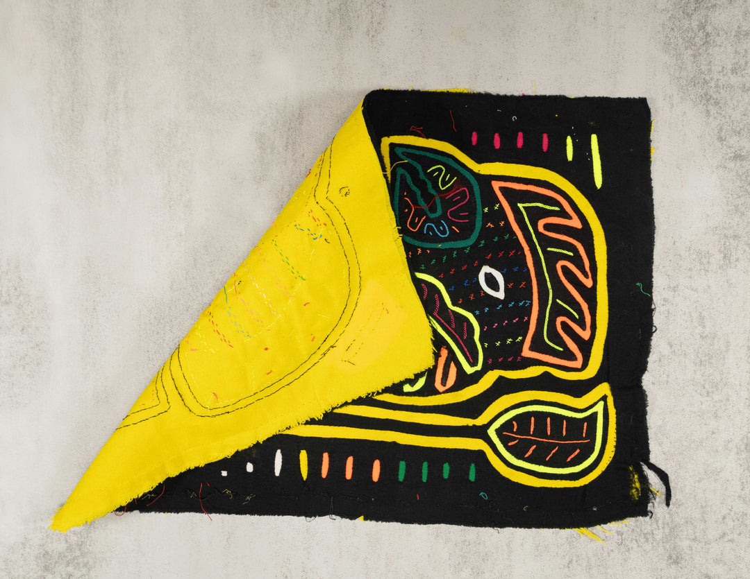 Black And Yellow Avian Bird Heads Mola