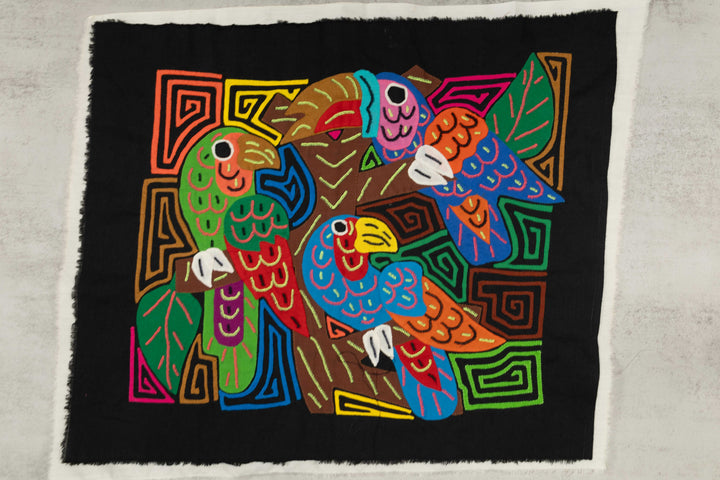 Three Parrot Toucan Mola