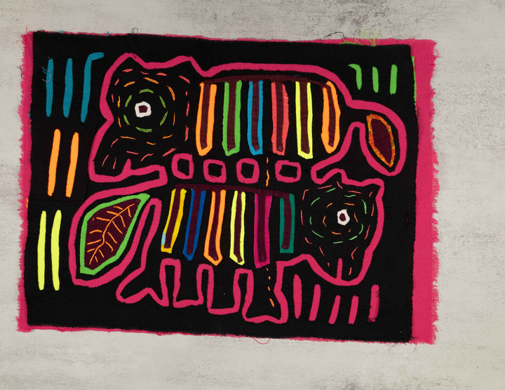 Black And Purple Rainforest Jungle Taxi Mola