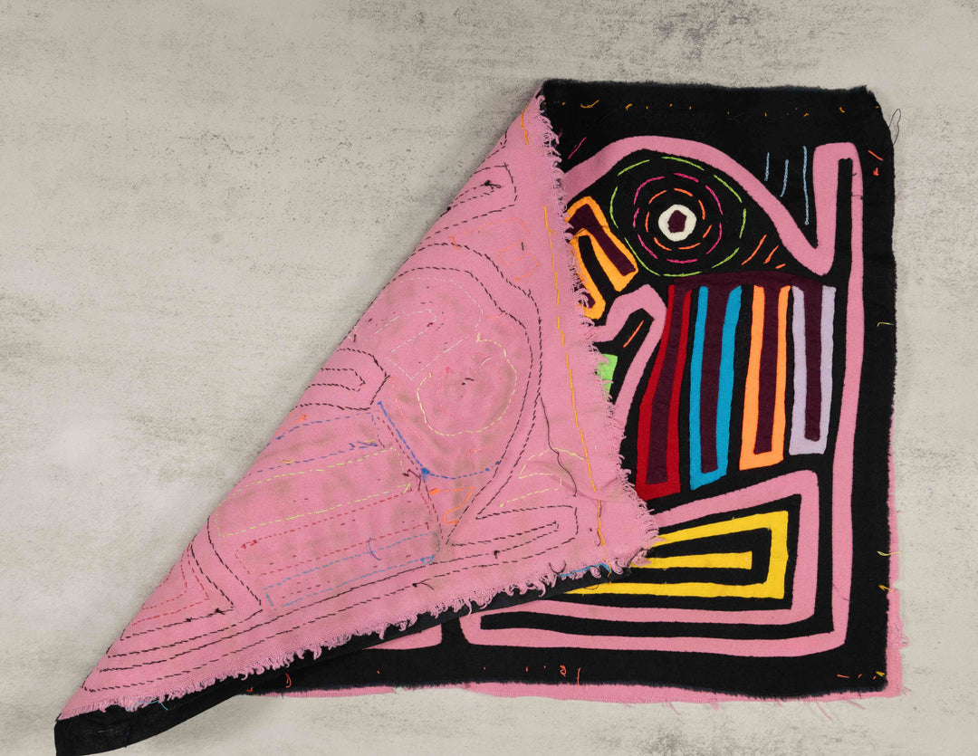 Black And Pink Gossip Bird Mola