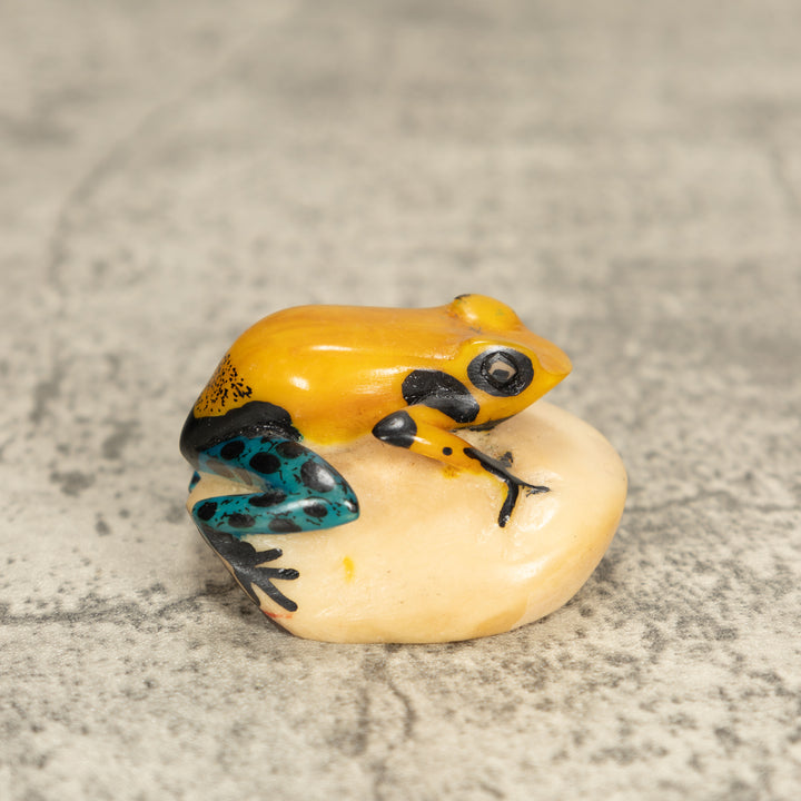 Vintage Frog Tagua Nut Carving