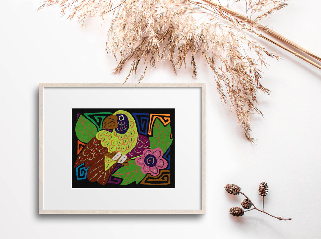 Multi-Color Parrot Bird Green And Brown Molita