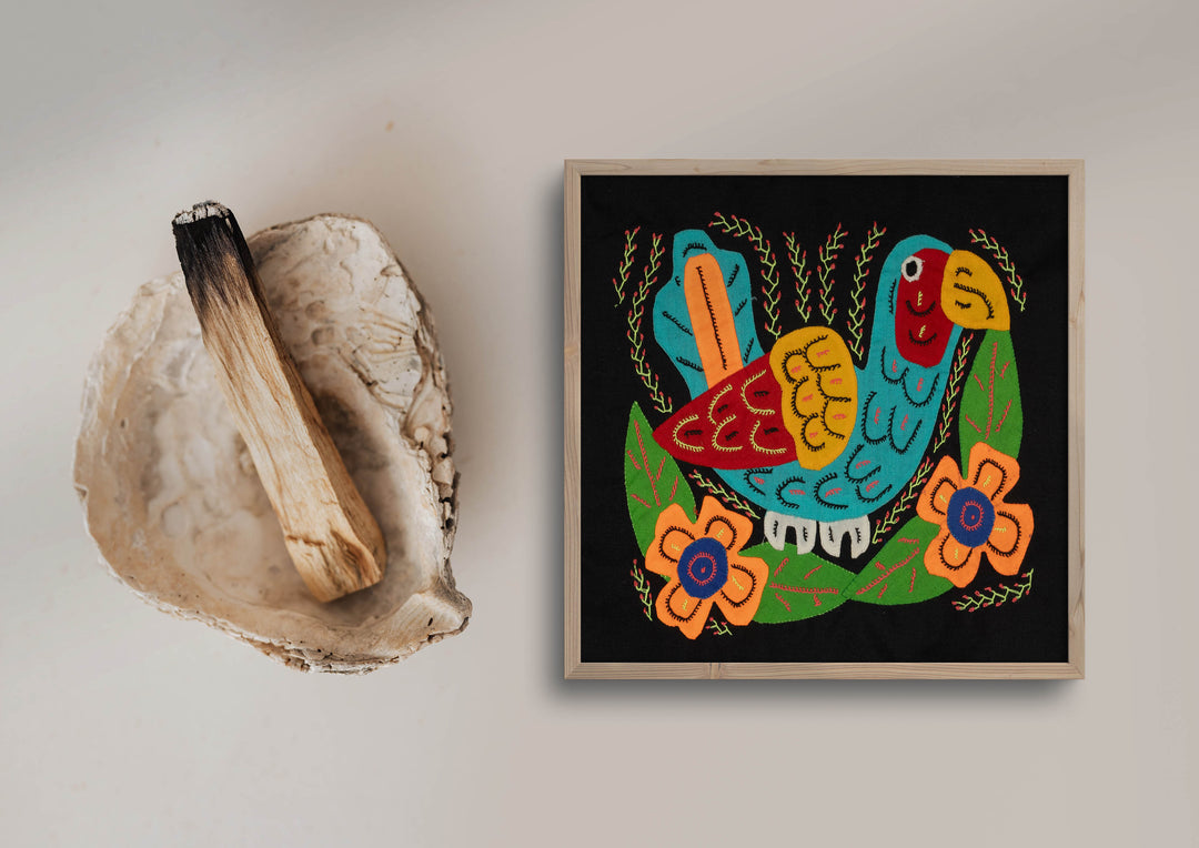 Multi-Color Parrot Bird Blue And Red Molita