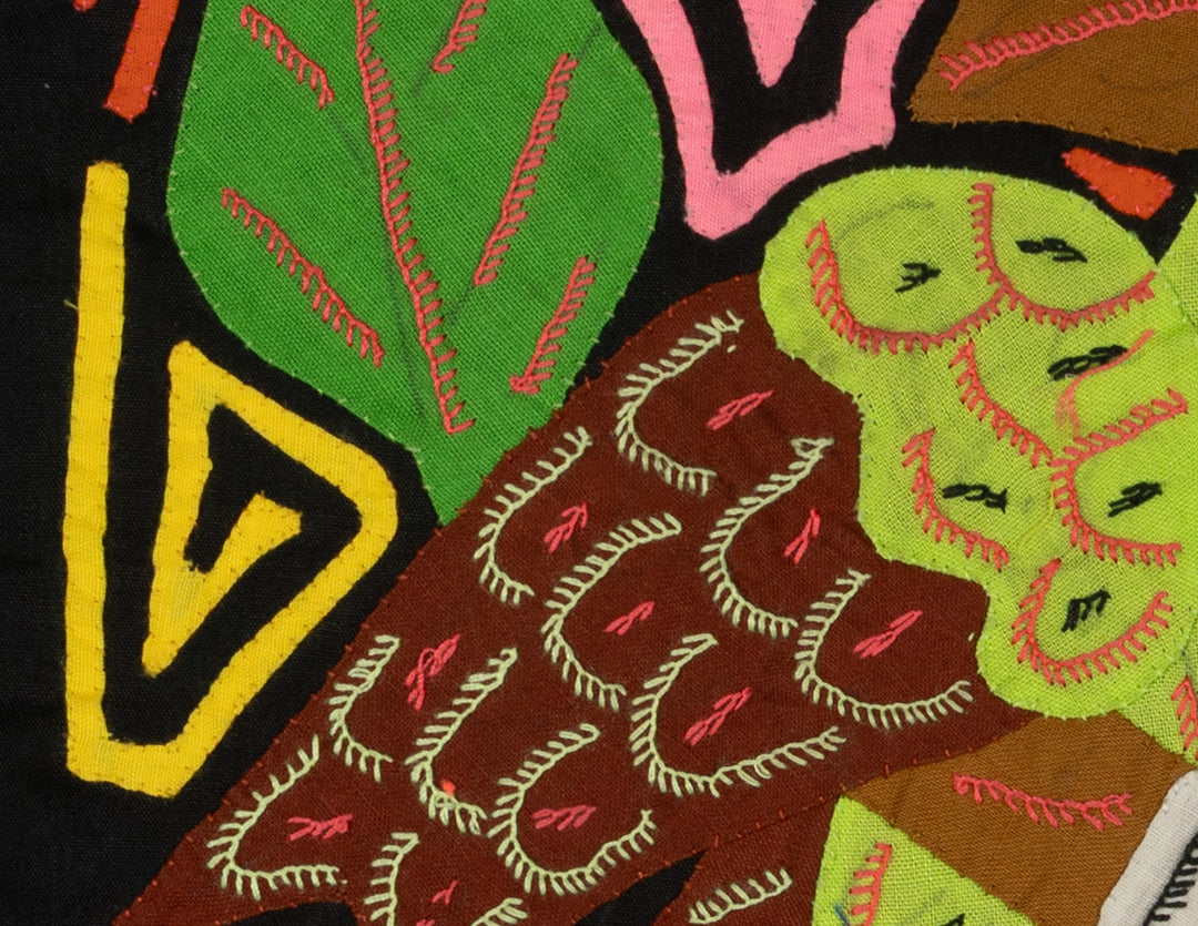 Multi-Color Parrot Bird Green And Purple Molita