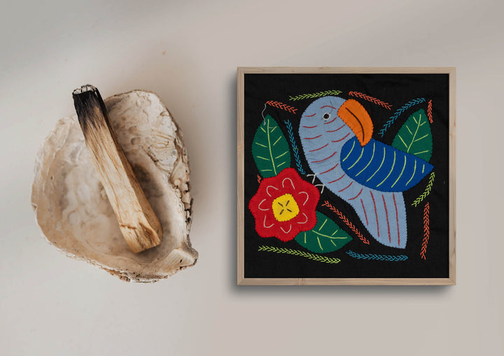 Multi-Color Parrot Bird Blue And Red Molita