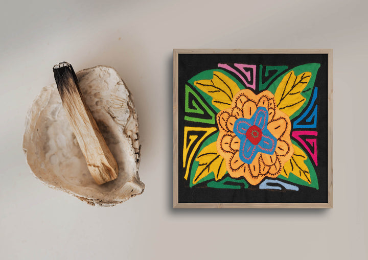 Gorgeous Multicolor Flower Molita