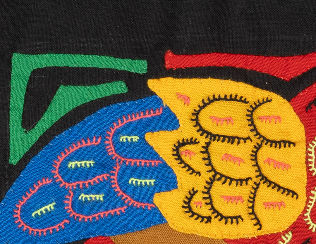 Multicolor Red Yellow And Blue Bird Molita