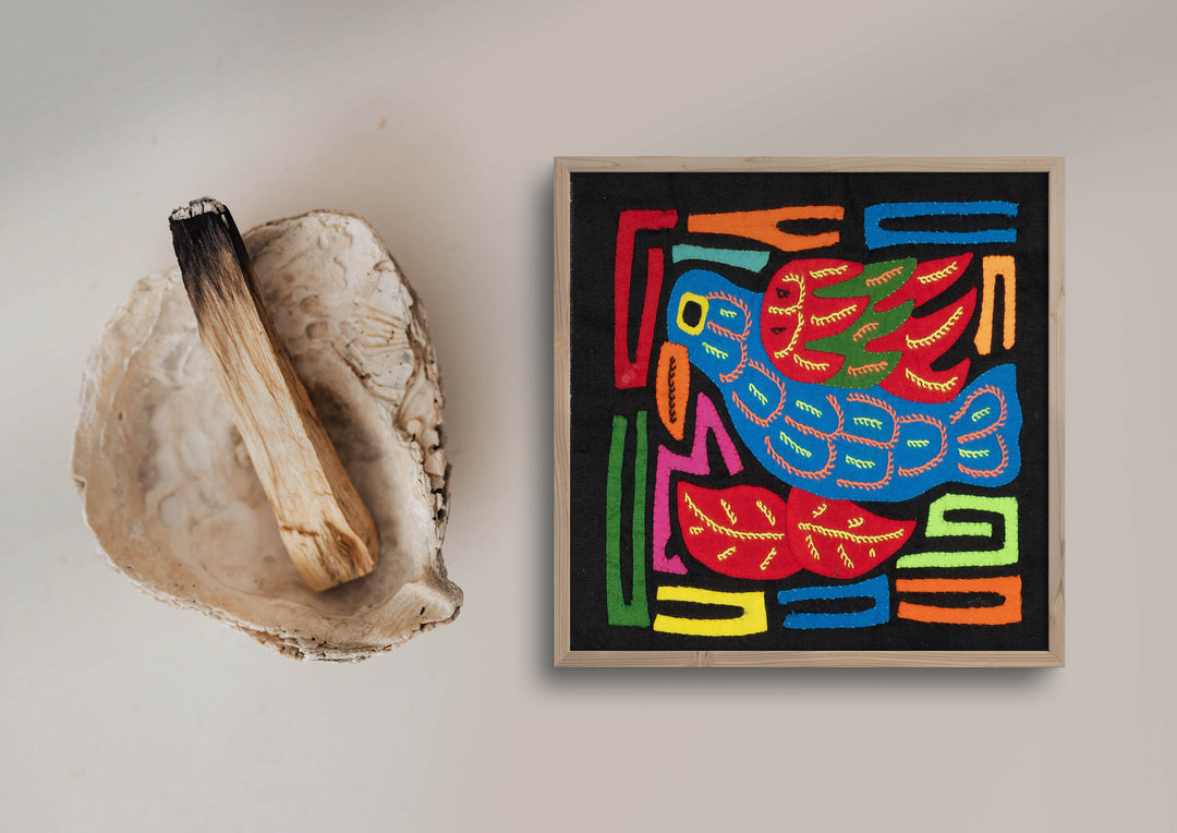 Multicolor Red And Blue Bird Molita