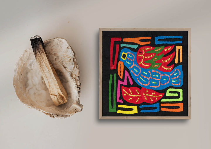 Multicolor Red And Blue Bird Molita