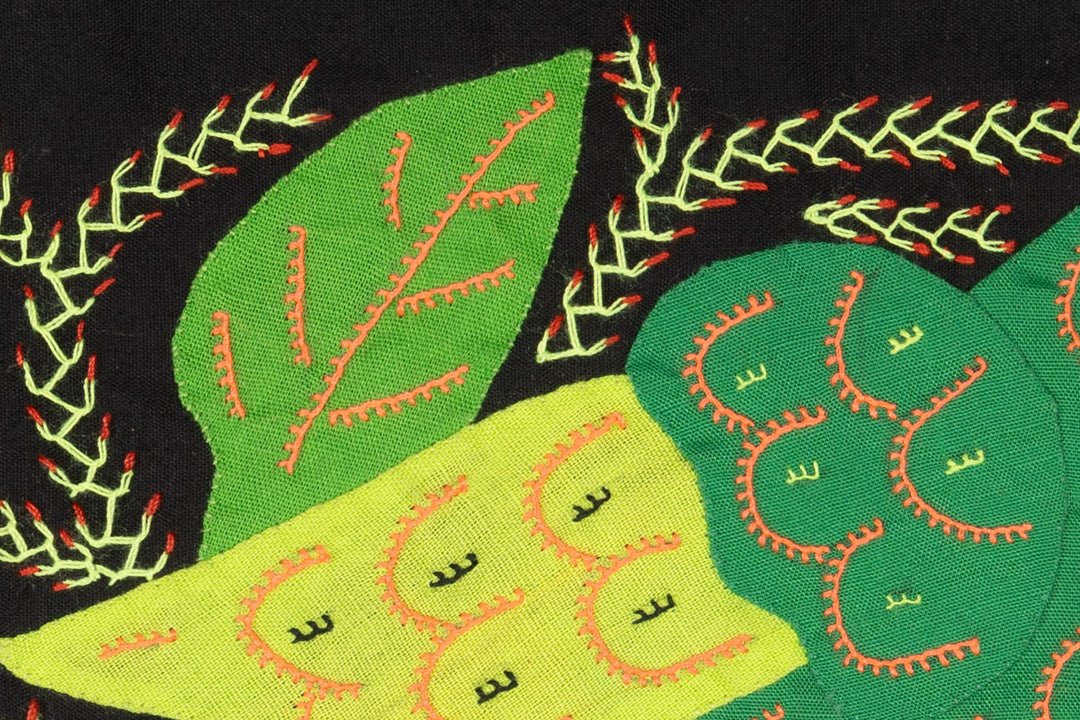 Multi-Color Parrot Bird Green And Purple Molita