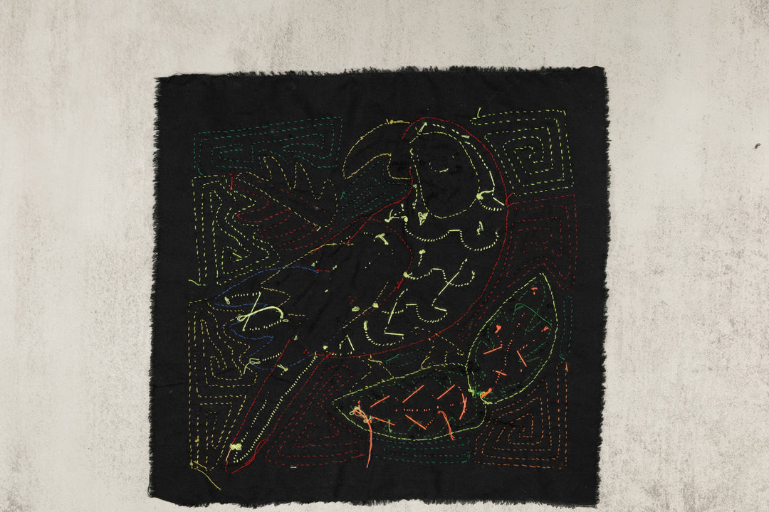 Multi-Color Parrot Bird Blue And Red Molita