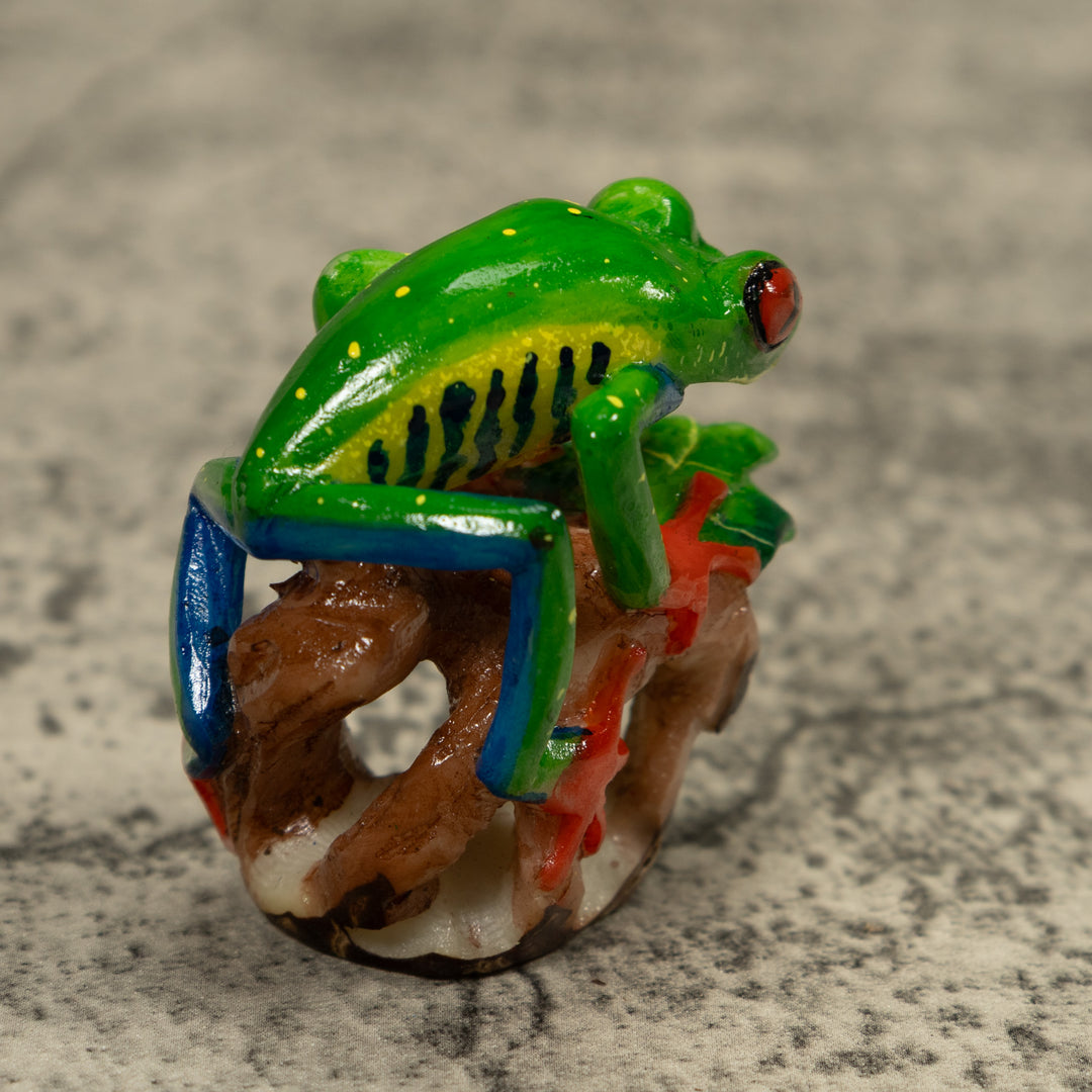 Green Yellow And Red Tree Frog Tagua Carving