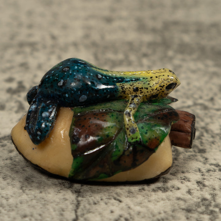 Blue And yellow Frog Tagua Carving